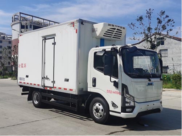 江鈴廂式純電動(dòng)冷藏車